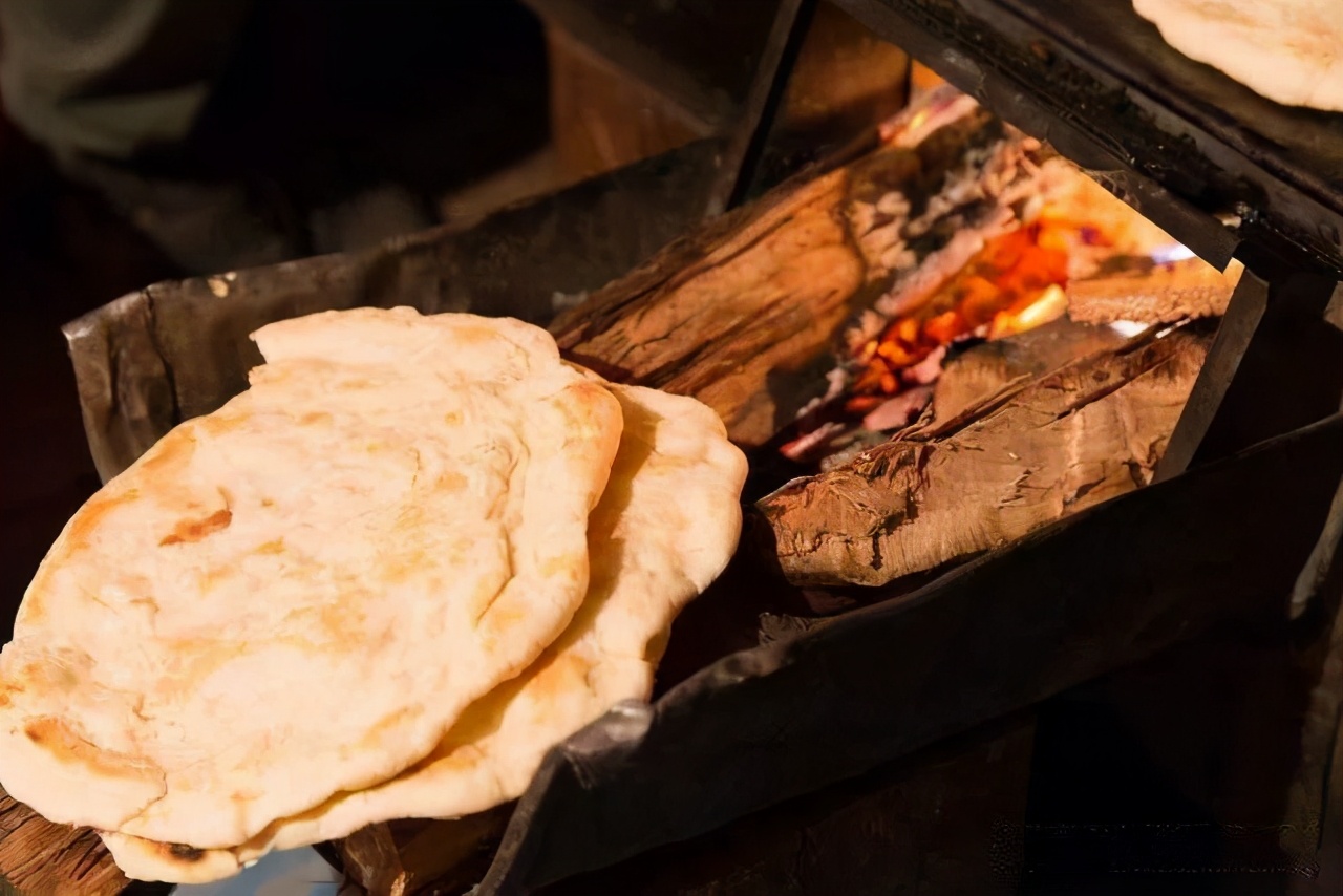 洛克徒步木里到稻城翻的是哪座山,秘境四川甘孜