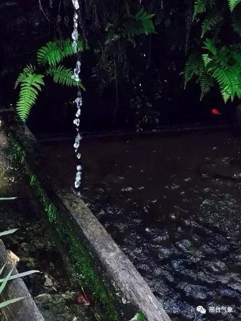 雷雨频繁是什么原因,雷雨经常出现在哪个季节