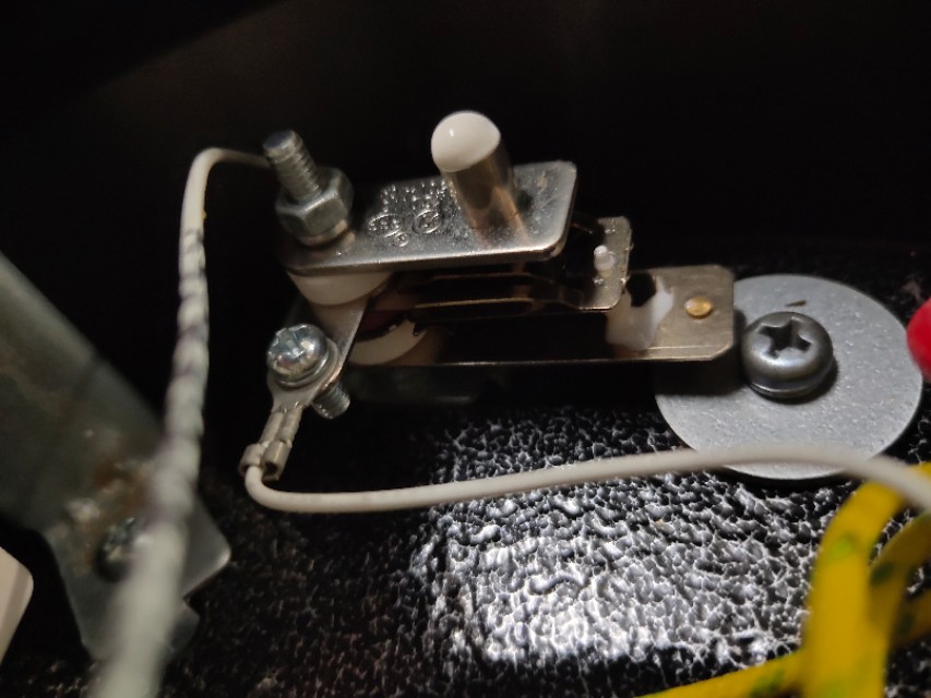 电器坏了自己找谁维修,电器坏了从来不修怎么办