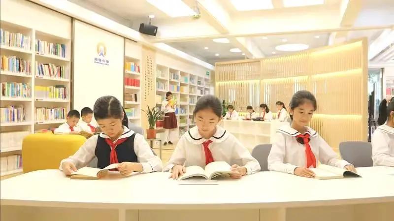 深圳13家图书馆特色馆藏亮相,深圳市最美图书馆