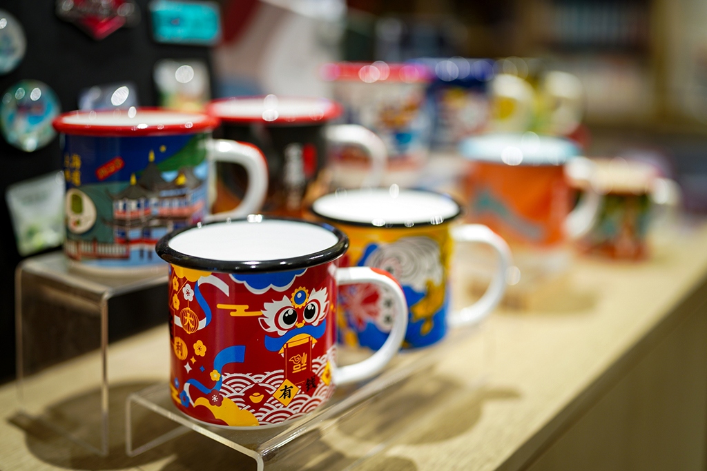 索尼g大师24-70f4镜头评测,sel35f18索尼