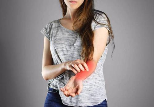 银屑病上面的皮可以抠掉吗,如何快速消除银屑病皮损