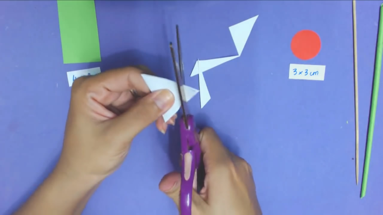 纸艺花卉制作教程,纸艺花卉教程褶皱纸荷花