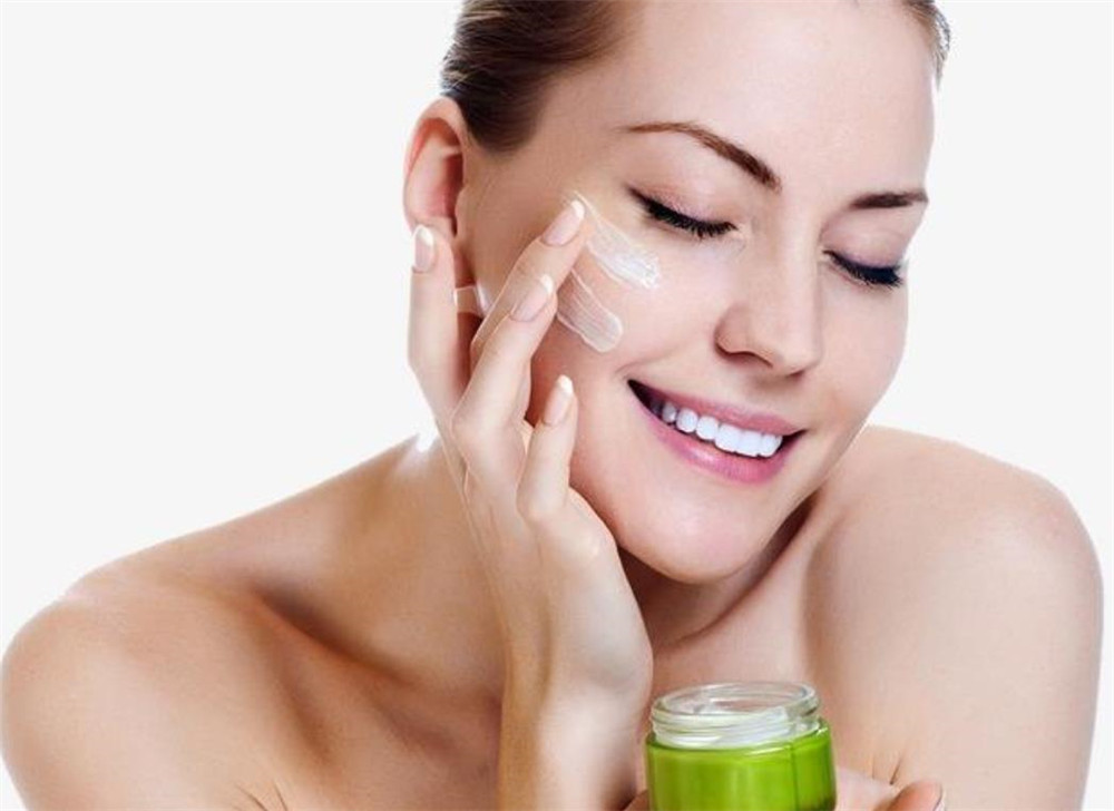 换季皮肤泛红发痒怎么快速解决,春季换季皮肤干燥过敏泛红刺痛