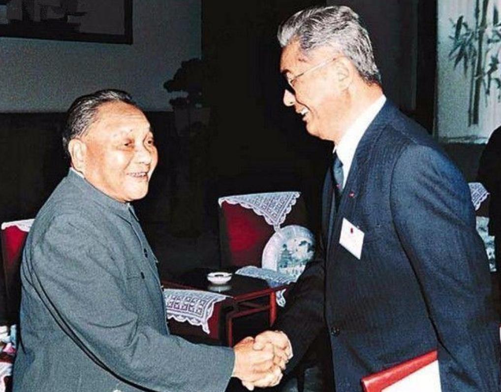 荣氏家族掌舵人荣毅仁，*小平邓**请他出山，毛主席：这是护国大功臣