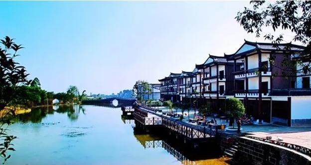 李子柒令人向往的世外桃源生活,李子柒记录的简单淳朴的田园生活