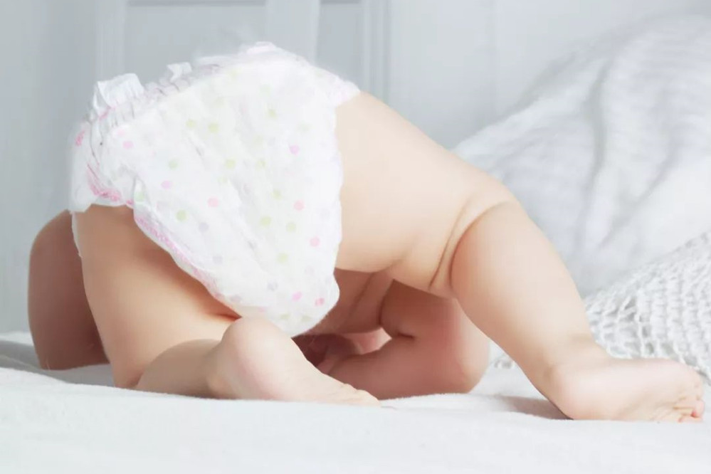 小内裤适合多大宝宝穿,宝宝多大穿小内裤最合适