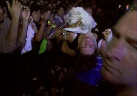 迈克尔杰克逊演唱会死亡人数,迈克尔杰克逊演唱会晕倒人数