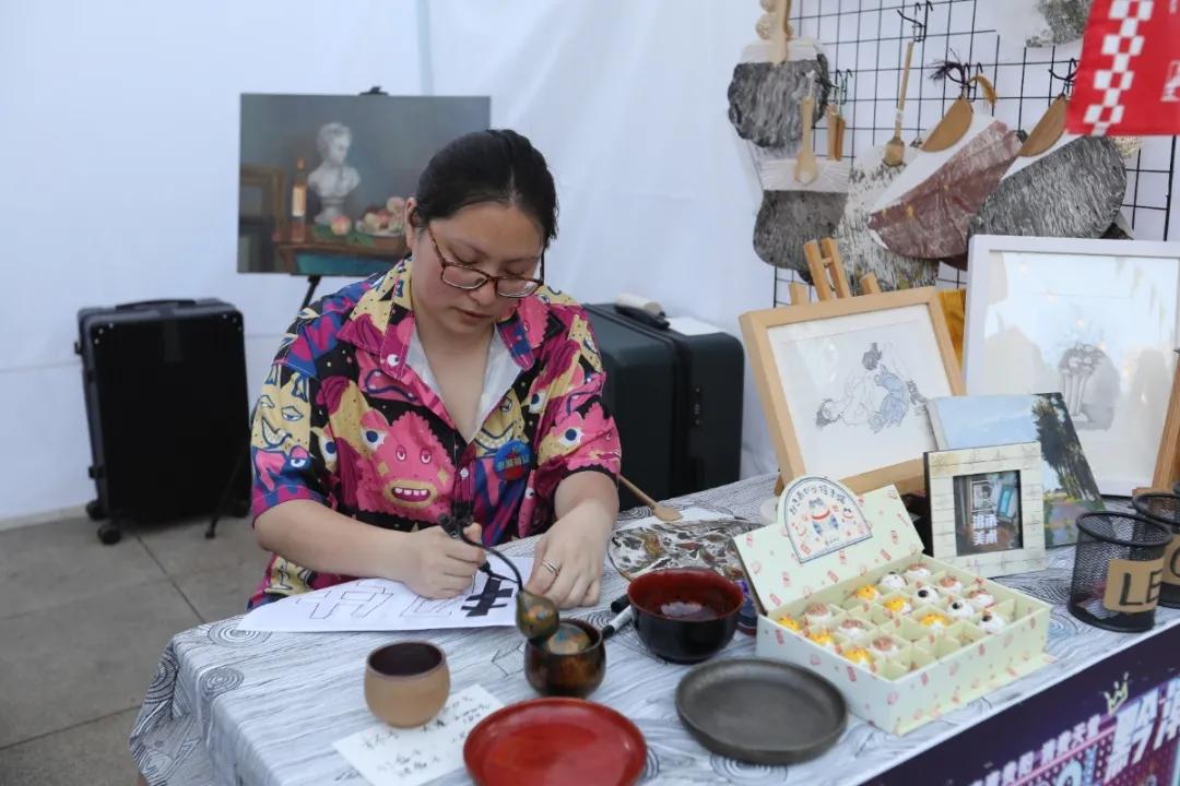 贵阳潮人为何扎推前往这里吃喝玩乐购?速戳