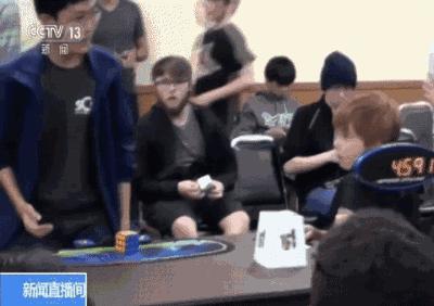 新手如何十秒复原魔方,学会魔方公式你就能自己复原魔方