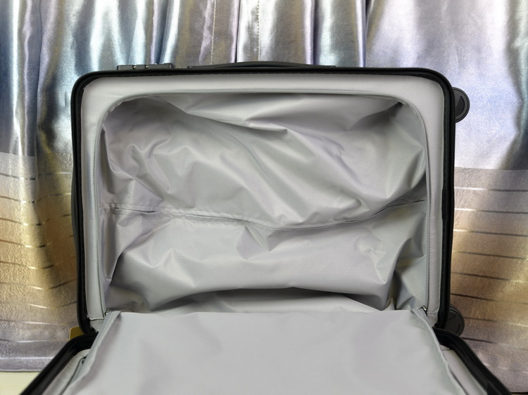 90分七道杠旅行箱体验：商旅两用，推拉更轻松