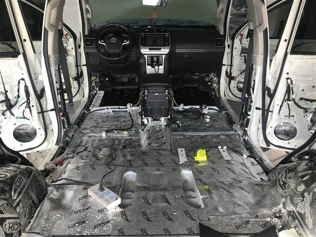 车内呕吐异味去除方法,车内去异味放什么最好