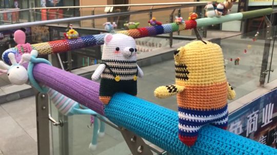 老婆半夜哄娃发疯,老婆带孩子发疯