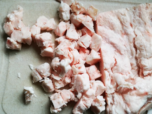 熬猪油放了盐会怎么样,熬猪油熬过头了糊了会有毒吗