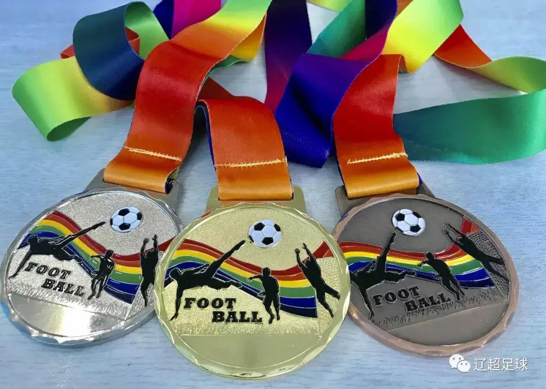 肇俊哲之子踢足球,肇俊哲辽宁足球青训