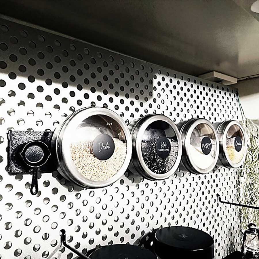 家居整理只会断舍离？日本主妇流行磁铁收纳术，高效盘活角落空间