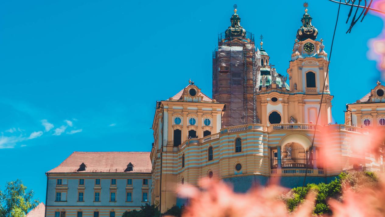 最美十大修道院,世界著名修道院合集