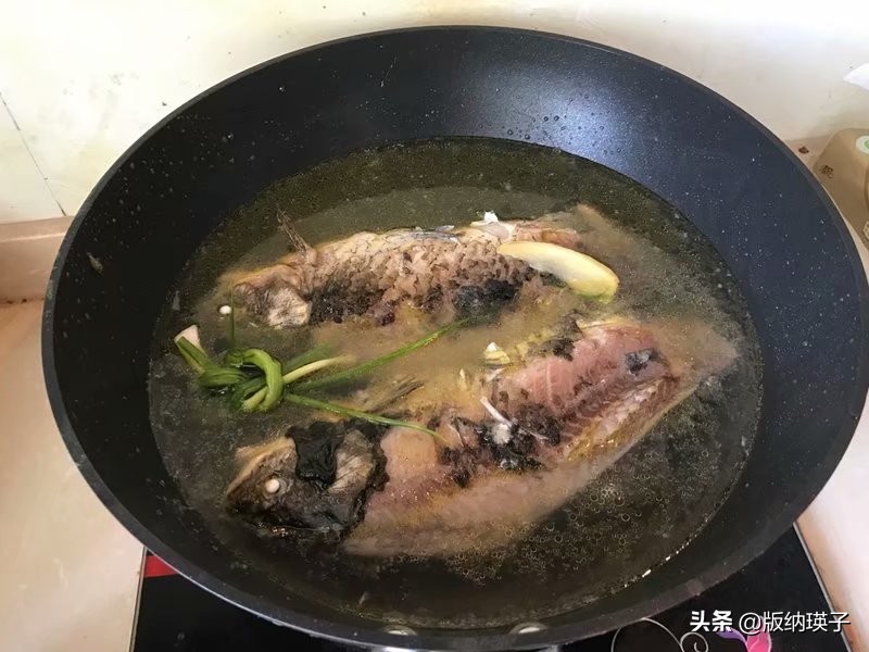 鲫鱼汤要去除鱼腥味,鲫鱼汤选什么样的鱼