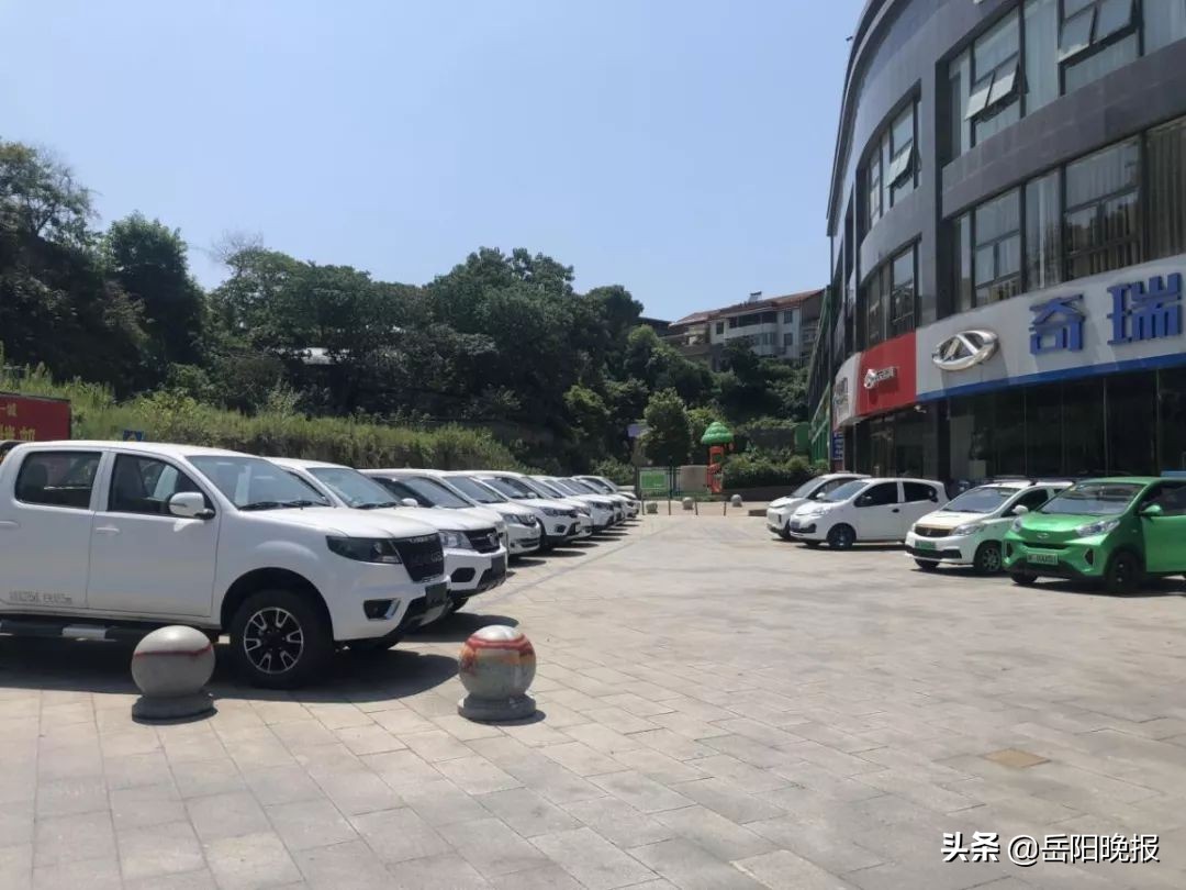 宀抽槼鏇濆厜鍏叡杞︿綅,涓氫富鍋滆溅寮曡捣鍏劋