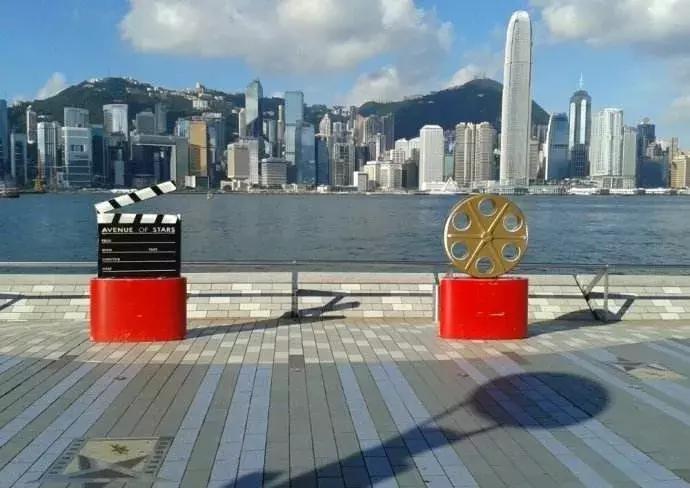 像彩色水果糖一样的香港,让人心动