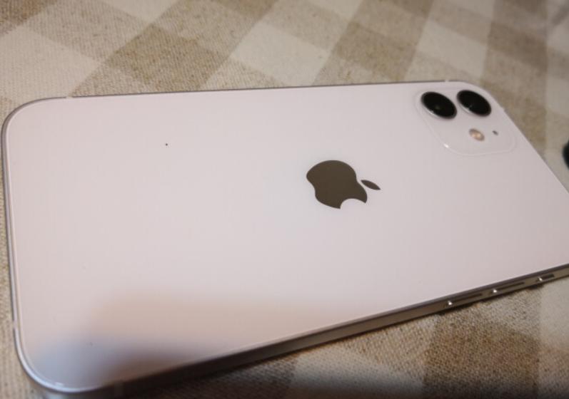 6799跌到6199，苹果A14+4G运存+双摄，终于等到了