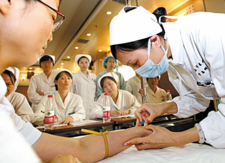 2022年护理专业实务考试题库,2021护理中级基础知识模拟试题