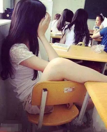 虽然她是在鄙视，不过我突然有了个大胆的想法