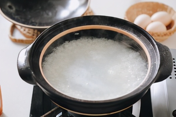 砂锅不溢锅怎么办,砂锅不炸裂怎么办