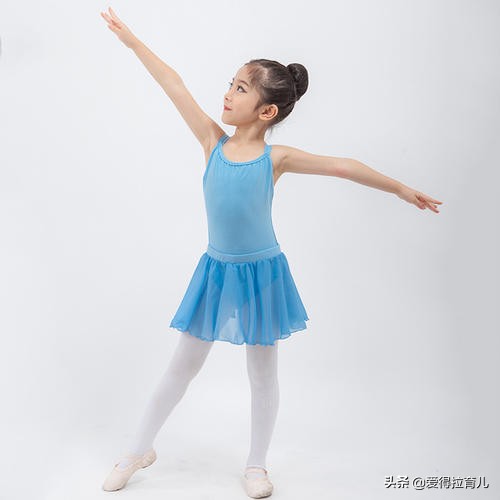 孩子驼背怎么矫正最好,怎么纠正孩子驼背最有效的方法