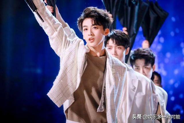 宝藏男友洛洛,何洛洛吐槽宝藏男友