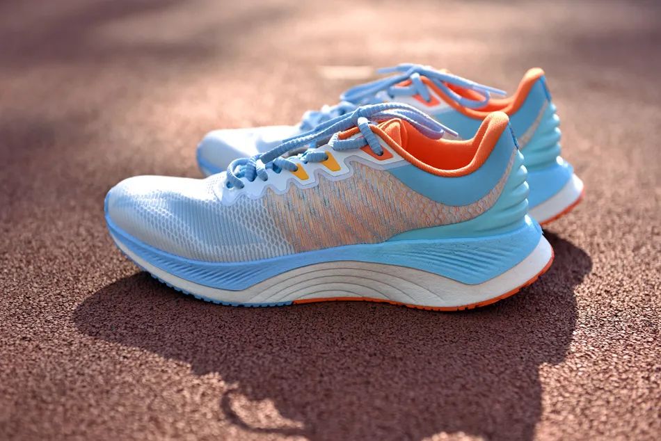 李宁superlight19适合什么跑者,李宁新鞋排行