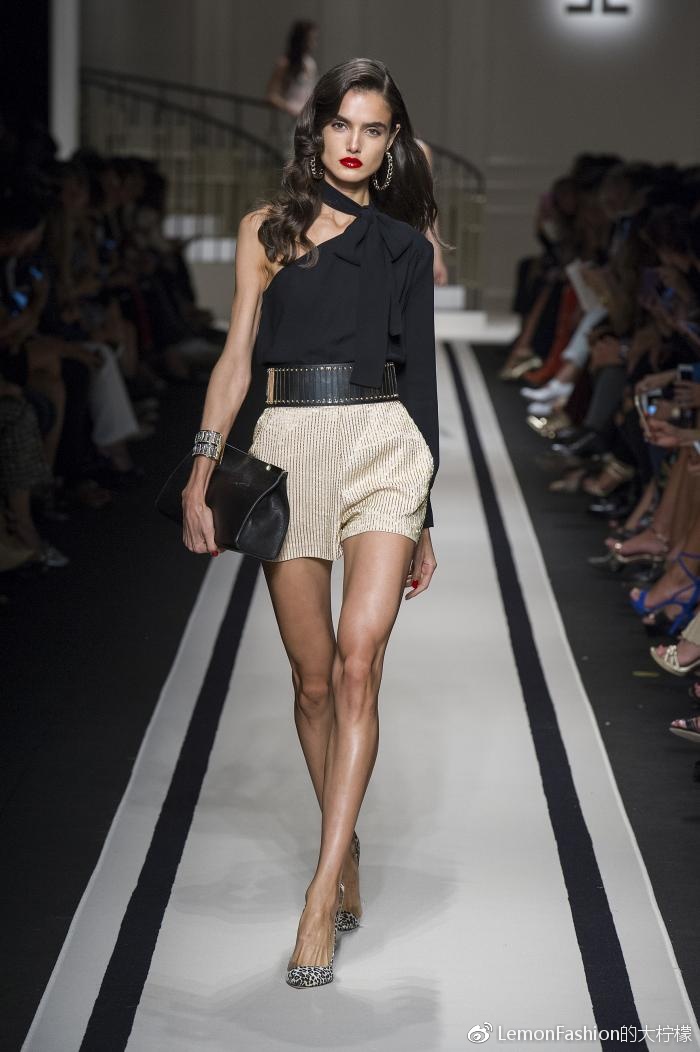 EF：名媛、女星、女高管们的寻寻觅觅