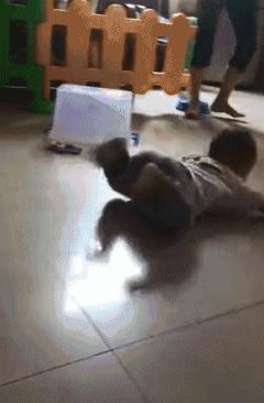 世上最远的距离是你和我,世界上最远的距离莫过于你在我身边