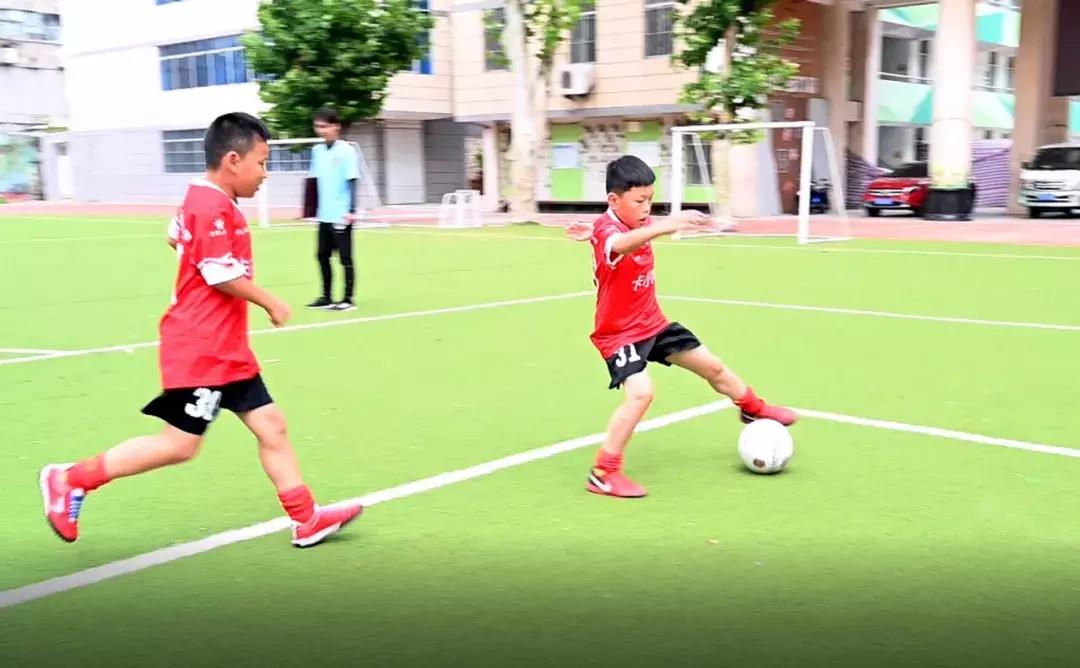 厉害了，足球小子！徐州9岁孪生兄弟“踢”进清华附中