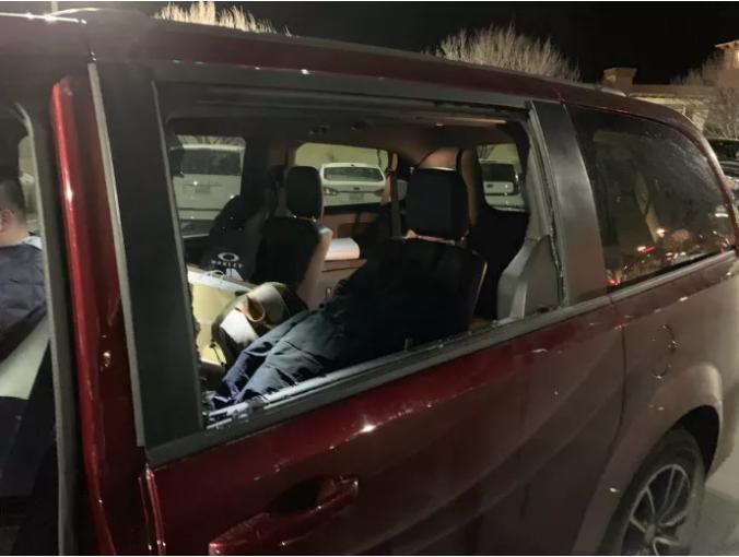 地球从南极到北极环绕一圈,地球跑一圈