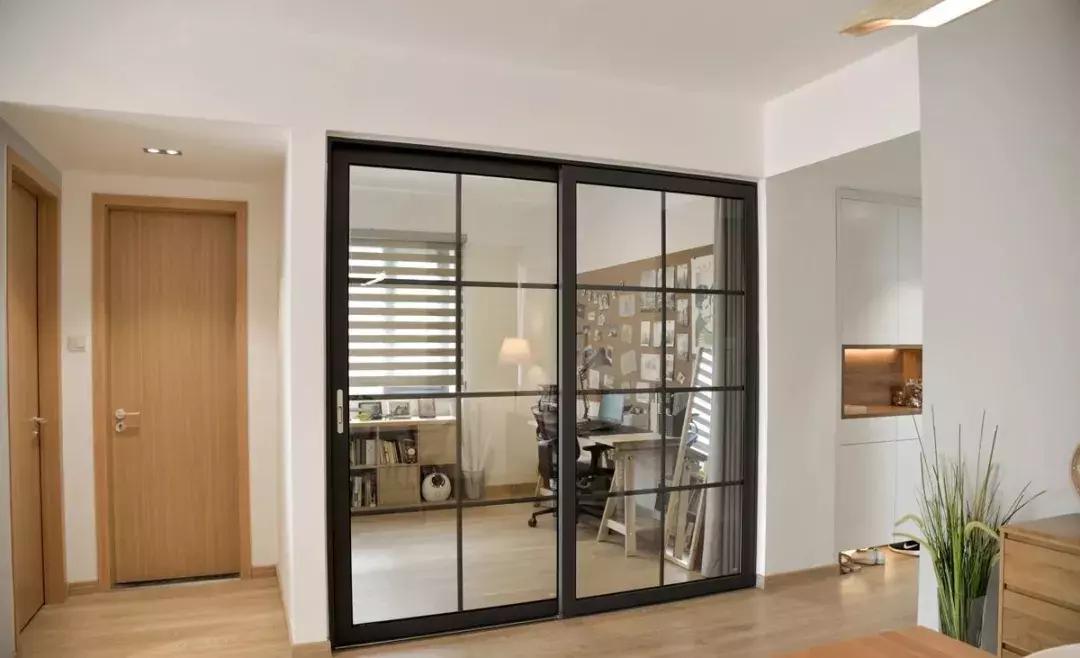 卫生间的木门套会不会受潮腐烂,卫生间木门下面受潮坏了怎么办