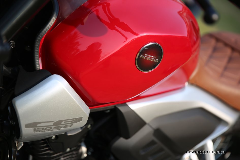 鸷道190ss发动机是进口原装的吗,五羊本田鸷道190ss落地价多少钱