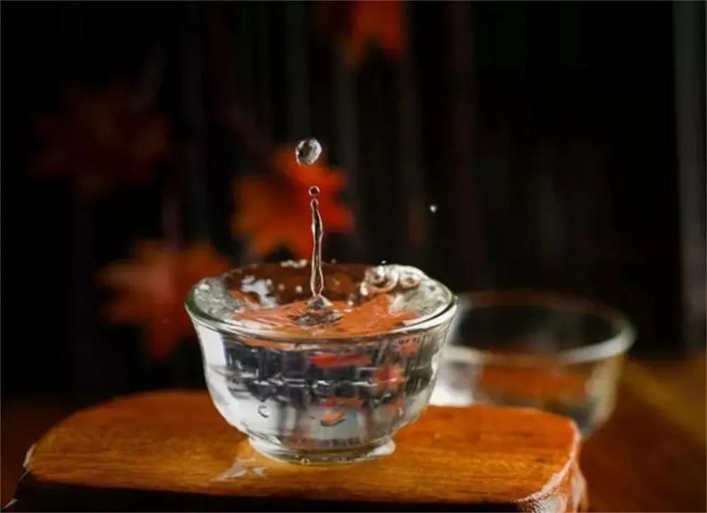 高度白酒怎么调才更好喝,白酒每天喝多少量才是对身体好