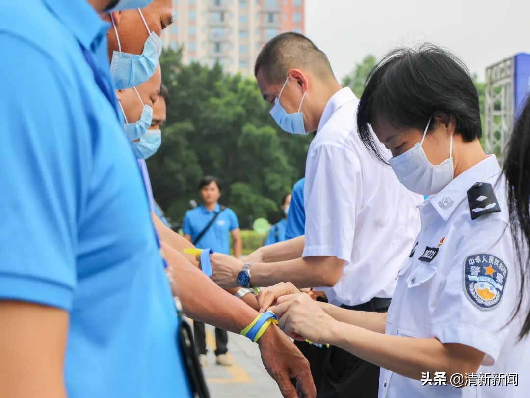 公交车禁毒课堂,禁毒教科书