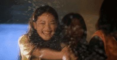 黎明舒淇玻璃之城的吻戏,玻璃之城黎明给舒淇唱的歌