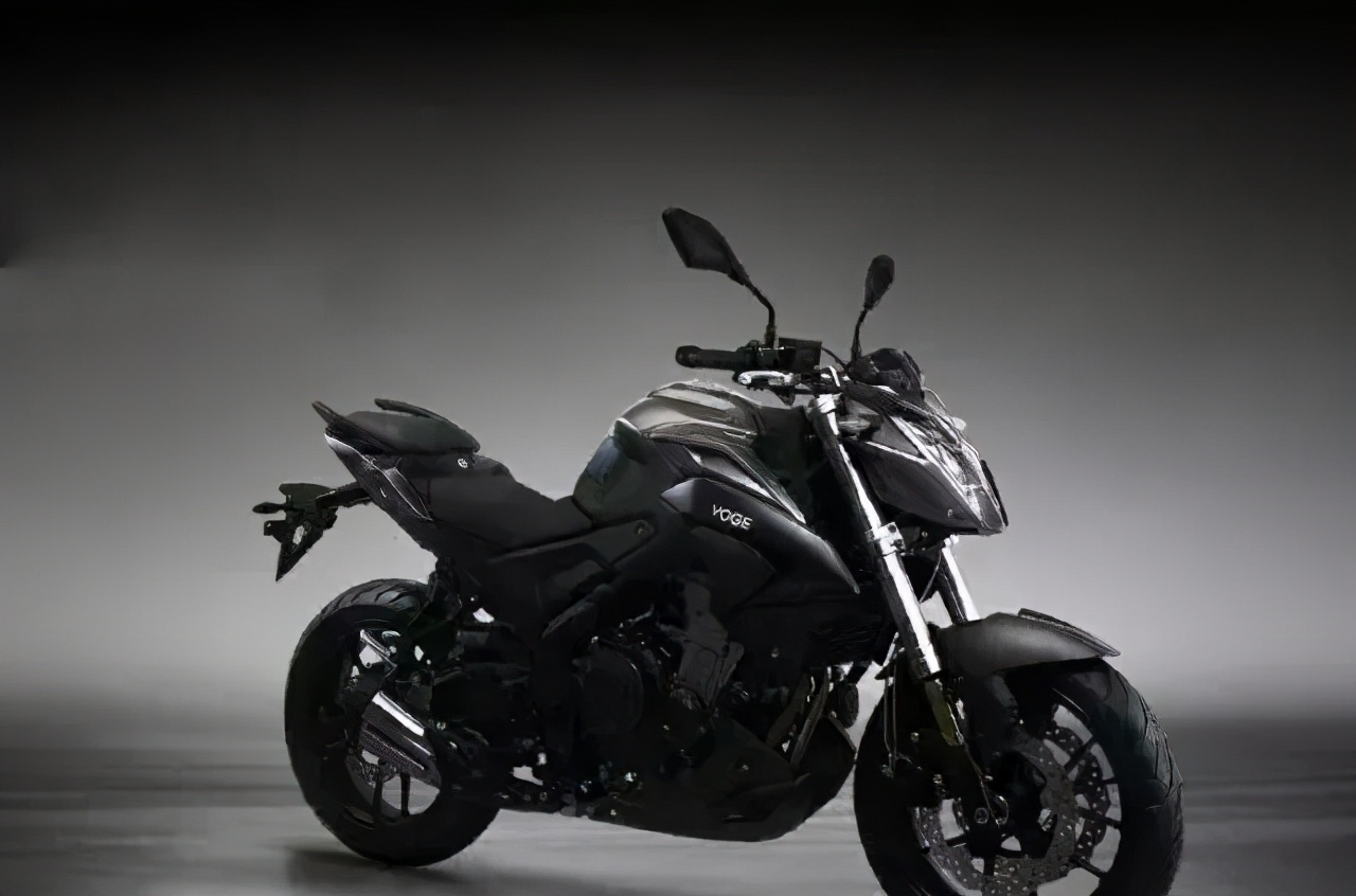 博世ABS、日信刹车、KYB减震、倍耐力轮胎，售价3.48w的国产大排