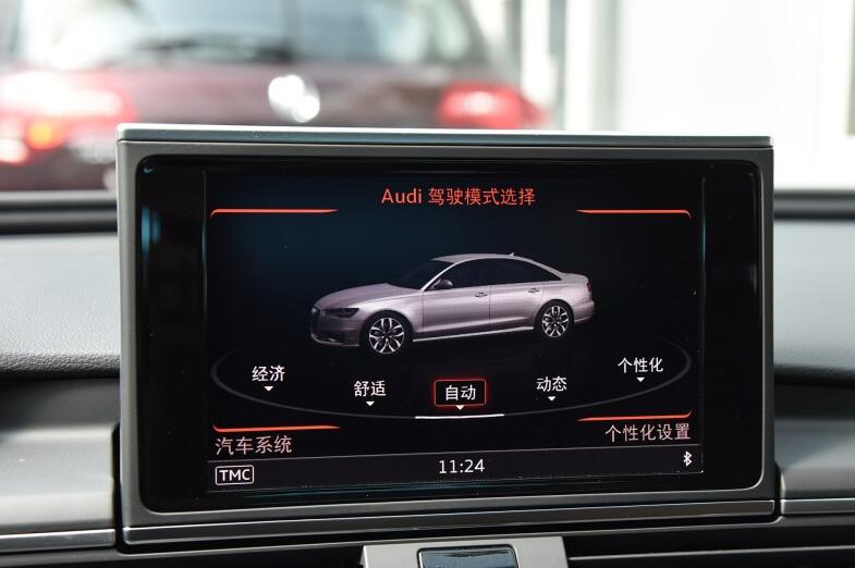 新款a6l顶配二手车,28万的奥迪a6l2023款