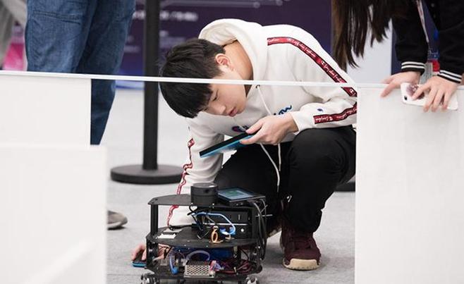 捧回25座奖杯！西安这支队伍不仅有“最强大脑”，而且颜值还高！