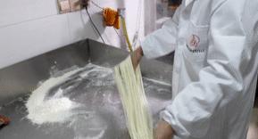 和泡面味道一样的红烧牛肉面,燃面煮的红烧牛肉面