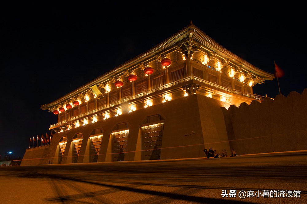 比故宫还大的建筑群,西安大明宫和故宫的复原