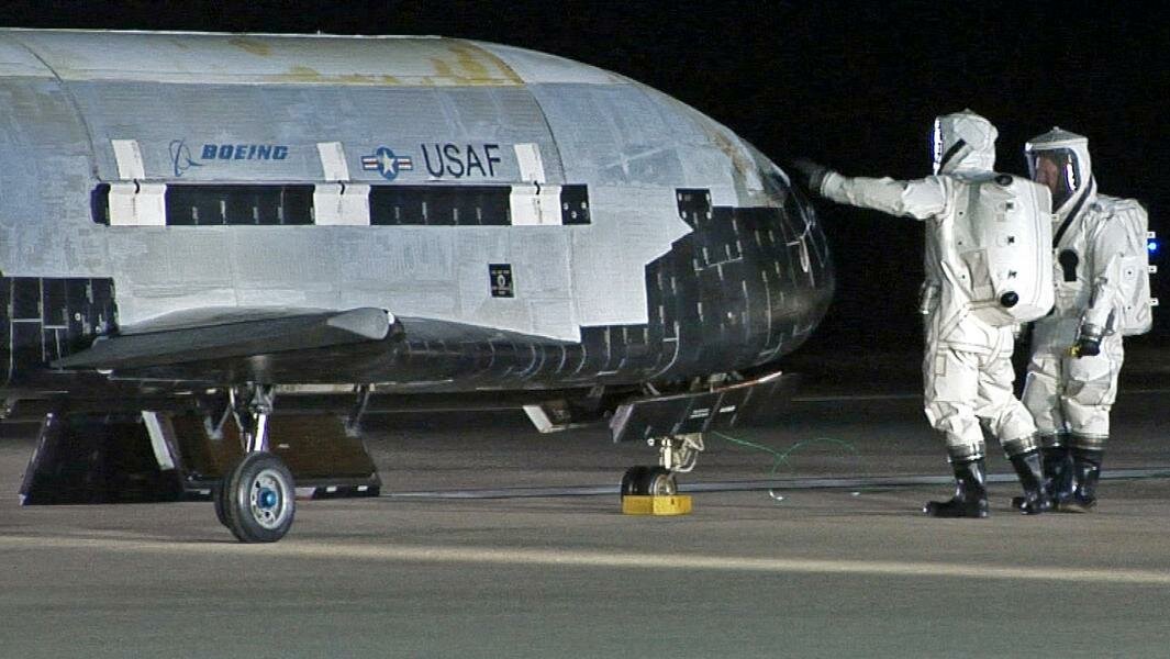 全球爱好和平国家的噩梦“达摩克里斯之剑”X-37B70图