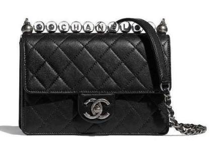 小方包香奈儿图案,香奈儿珍珠链条盒子小方包