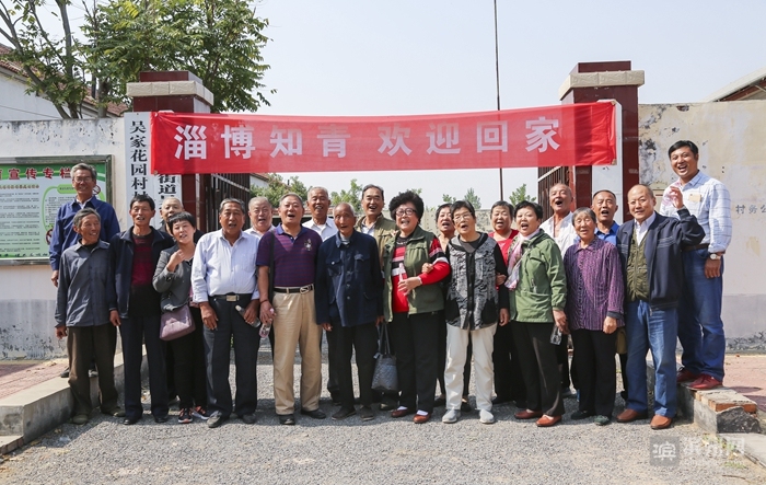 2018时光已走滨州日报90后小美摄影记者定格了您的最美