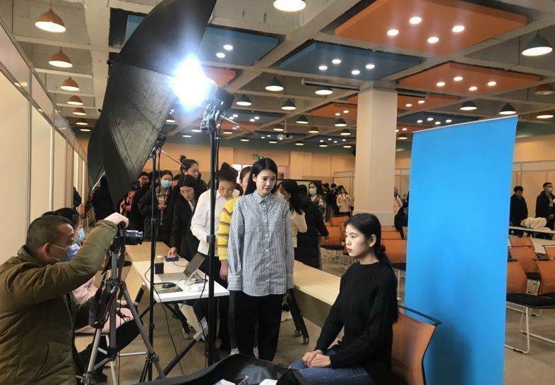 成人自考大专毕业照怎么上传,自考大专图像采集怎么弄