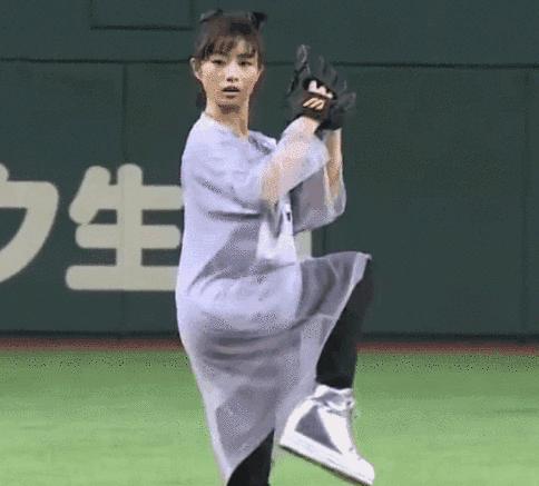 楣挎櫁鏇艰仈瑙ｈ姣旇禌,楣挎櫁瀵硅嫳瓒呯殑璇勪环